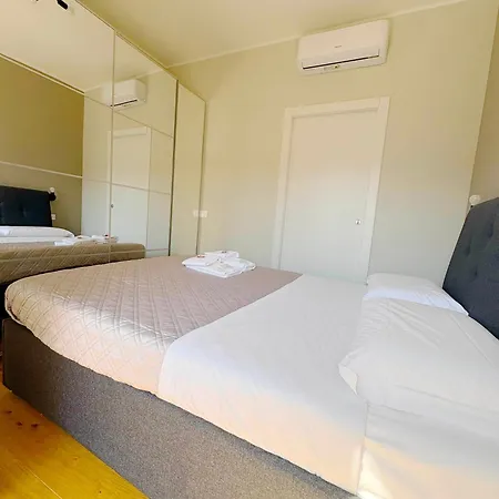 Cucca In Apartamento *